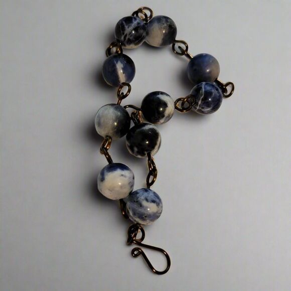 Handmade Sodalite Bead Bracelet - Picture 1 of 4
